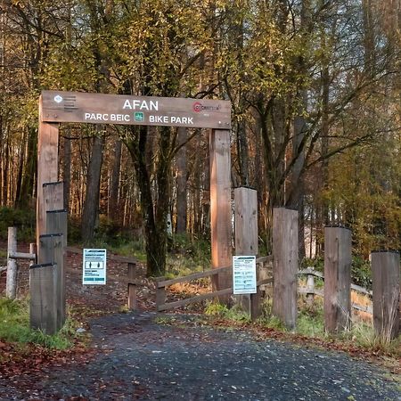 Norton Terrace Charming Home In The Beautiful Afan Forest By Staystaycations Port Talbot Bagian luar foto