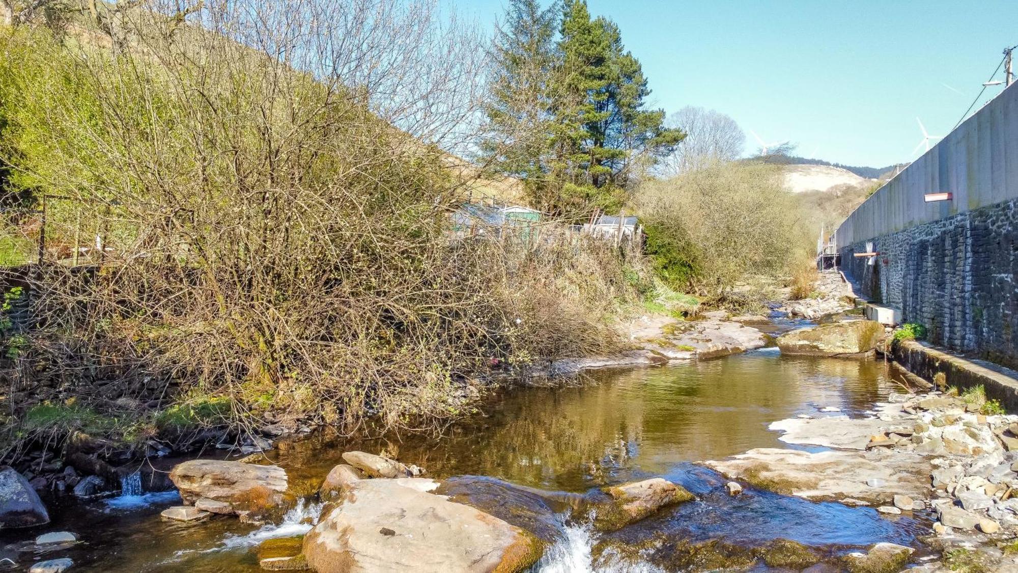 Norton Terrace Charming Home In The Beautiful Afan Forest By Staystaycations Port Talbot Bagian luar foto